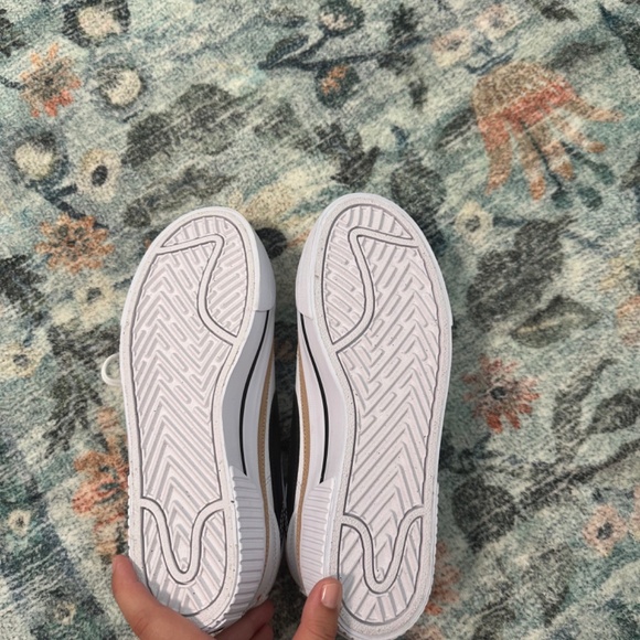 Nike Court Legacy Lift Platform Sneaker Size 7 - Picture 6 of 6